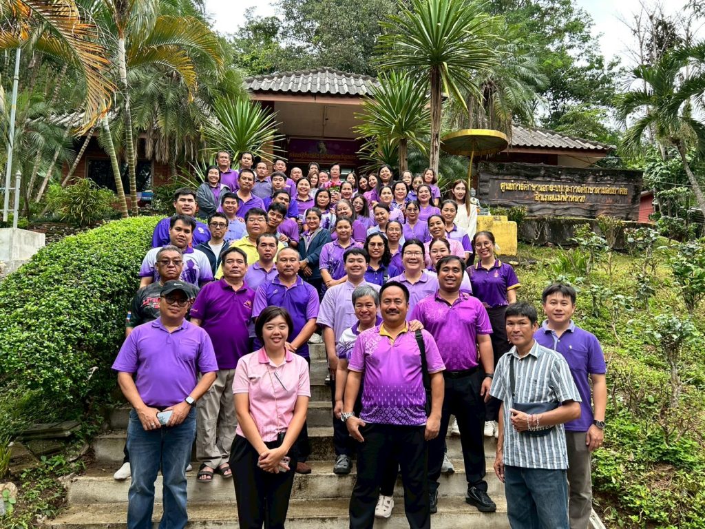 LINE_ALBUM_30968_251001_12